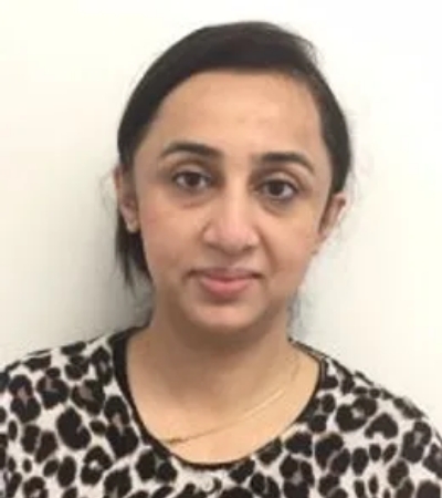 Amna-Bajwa-Physiotherapist-Bloor-Jane-Physiotherapy-and-active-rehabilitation-Toronto-ON