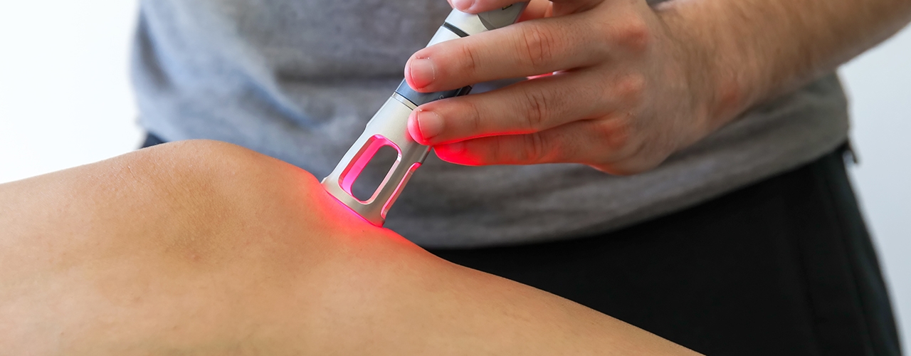 laser-therapy-Bloor-Jane-Physiotherapy-and-active-rehabilitation-Toronto-ON