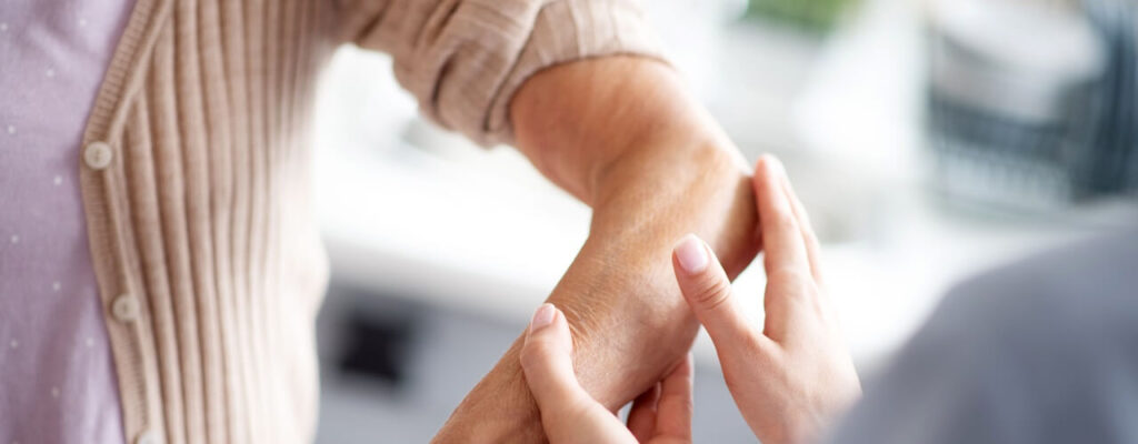 Managing Tennis Elbow with Physiotherapy